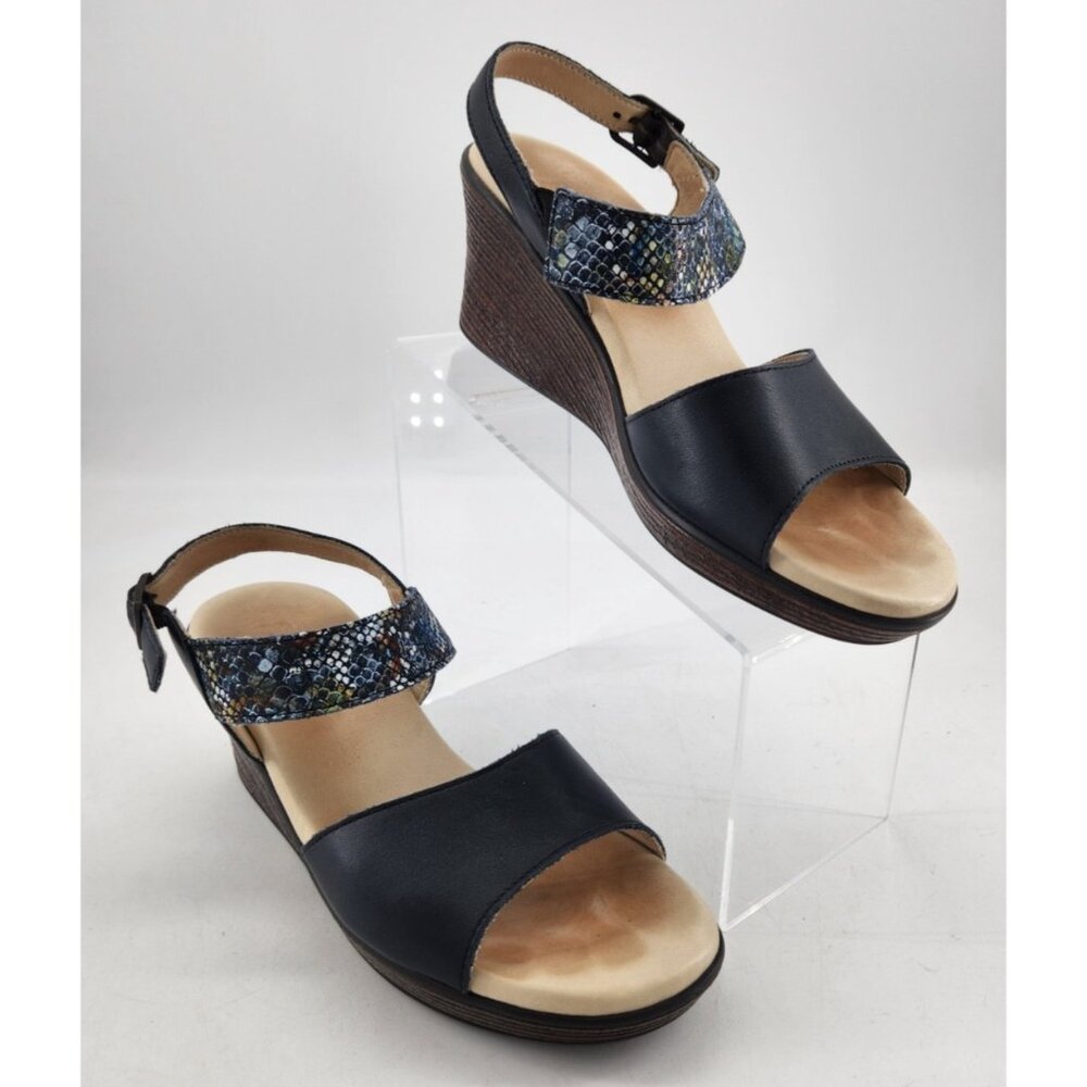 SAS Heather Women's Size 8 M Quarter Strap Wedge Sandal Multisnake Navy